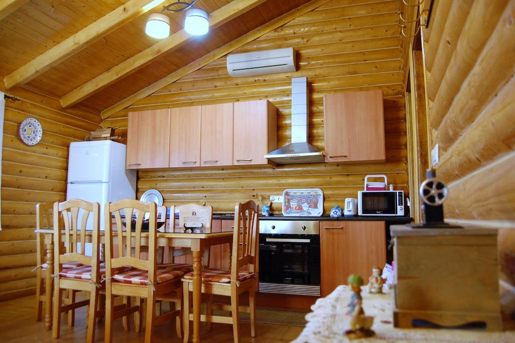 Casas Rurales Villa Pereza カサス・デ・ロス・ピノス エクステリア 写真